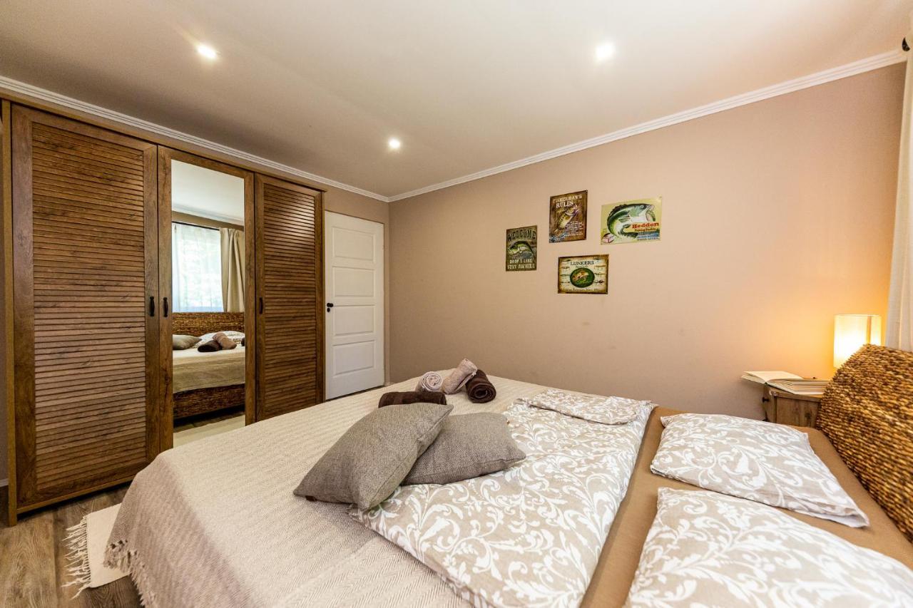 Berrybay Holidayhome Balatonkeresztur Luaran gambar