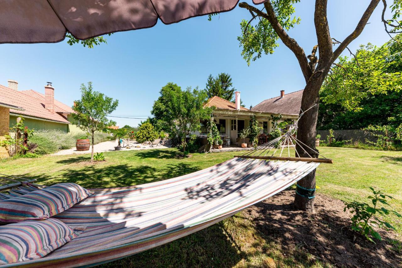 Berrybay Holidayhome Balatonkeresztur Luaran gambar
